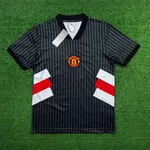 Camisa Manchester United 23/24 - Masculino Preto Listrada